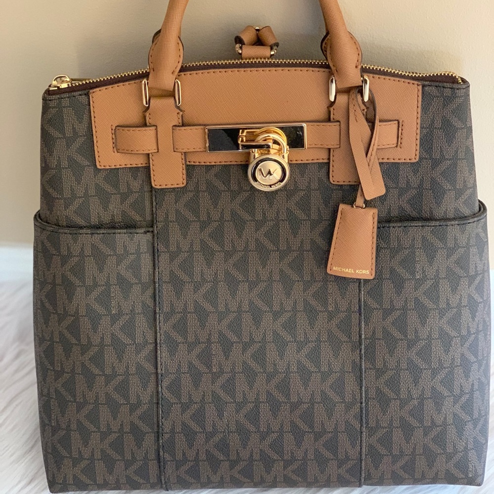 Michael Kors Traveler Backpack